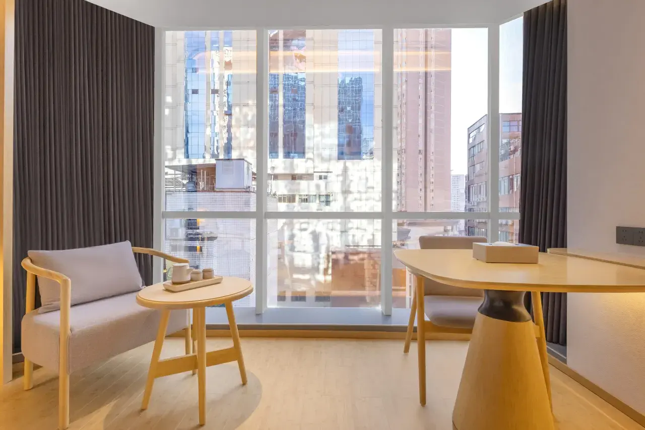 重庆建国隐逸酒店解放碑洪崖洞0048