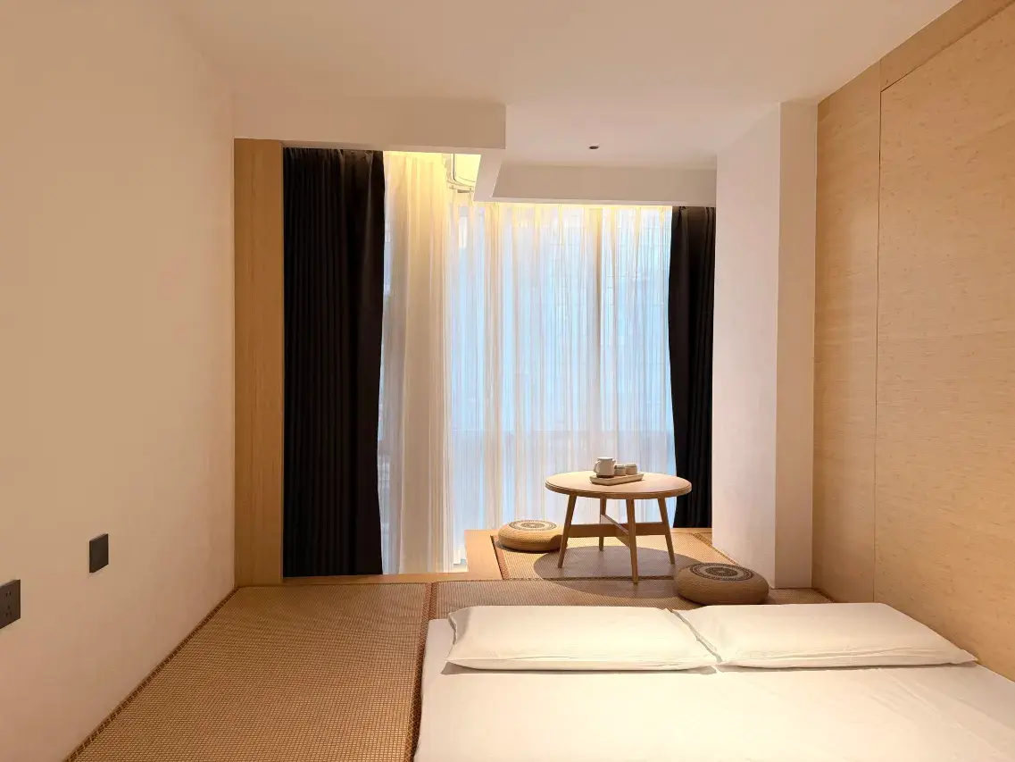 重庆建国隐逸酒店解放碑洪崖洞0051