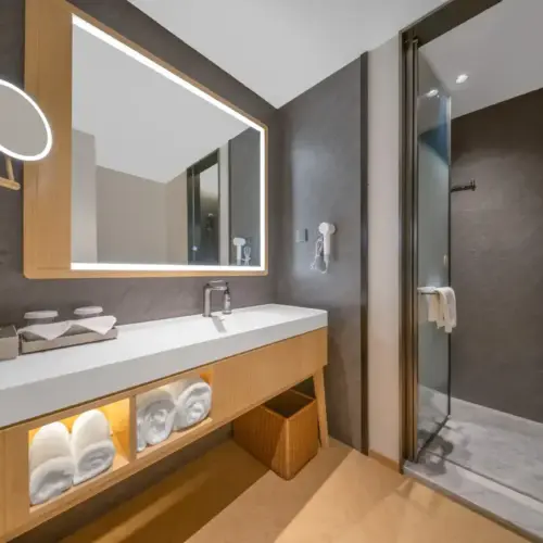 青莲公寓套房（3人榻榻米+智能宾客控制+智能卫生间）