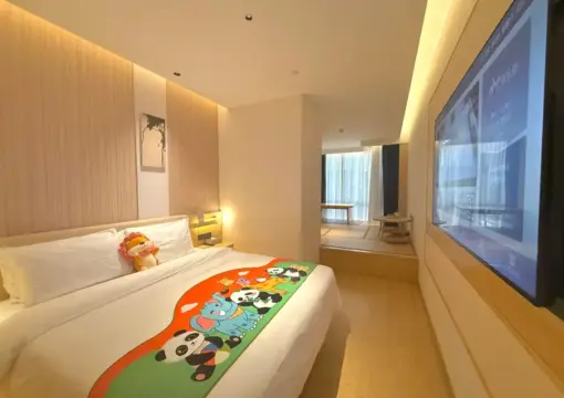 清联居家庭房 – （3人榻榻米+智能马桶+智能宾客控制）